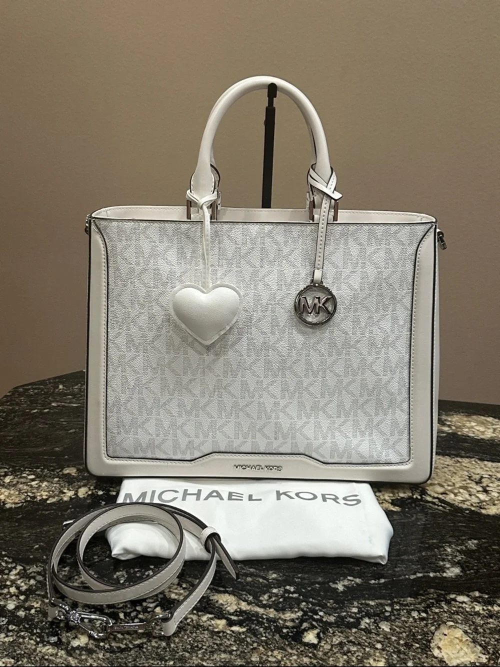 Michael Kors Jessie Signature Satchel - Picture 12 of 15
